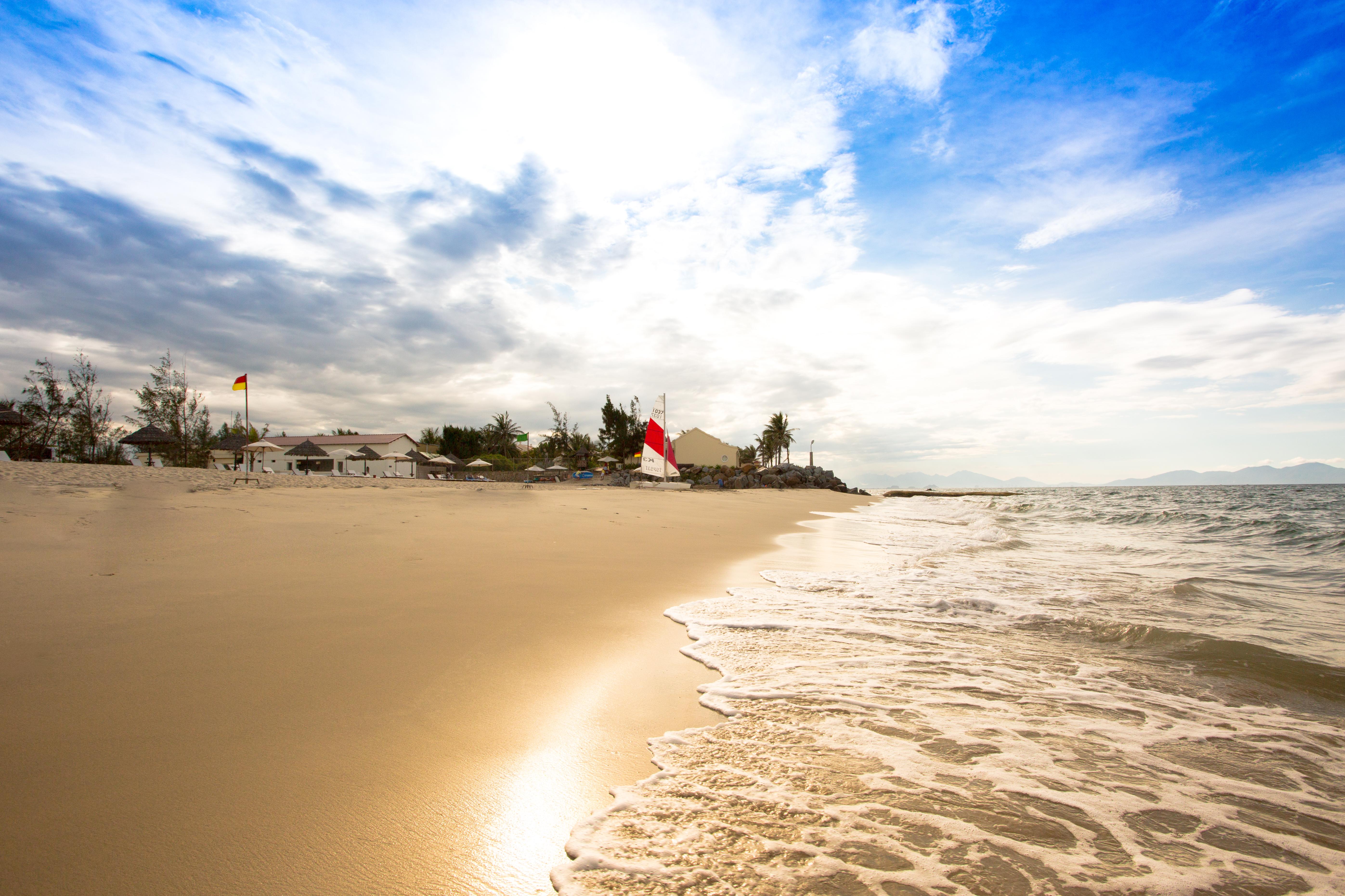 Victoria Hoi An Beach Resort & Spa Экстерьер фото